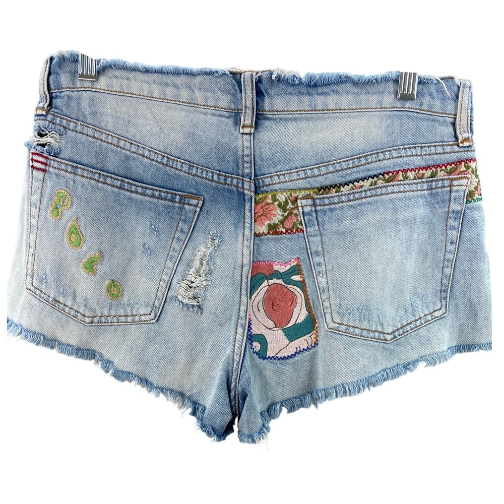BDG Denim Shorts Women 26 Light Wash Distressed Embroidered Patch Boho Cutoffs
